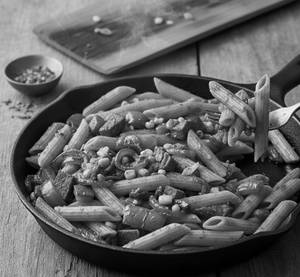 Smokey Red Penne Pasta - Veg