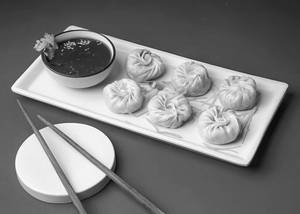 Veg steamed momos