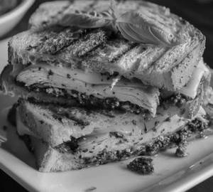 Pesto Sandwich Non-veg