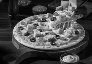 Cbf Paneer Pepper Thin Crust Medium Pizza [Crispy Crunchy Thin Crust]