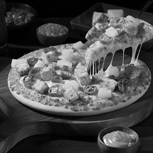 Cbf Sweet & Spicy Delight Thin Crust Medium Pizza [Crispy Crunchy Thin Crust]