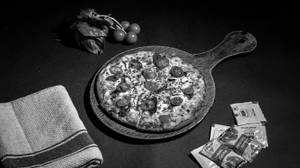Tomato Basil Pizza