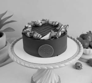 Chocolate Strawberry Cake 500 G