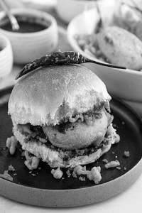 Butter Vada Pav