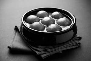 Gulab Jamun