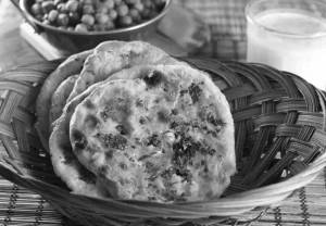 1 Kulcha Paneer Kulcha