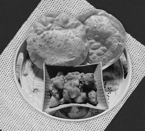 2 Wheat Pudi with alu sabji