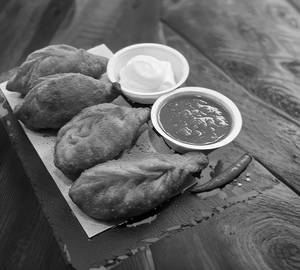 Chicken Peri Peri Momos (Non-Veg)