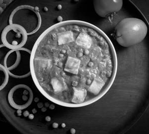 Matar Paneer