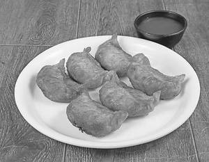 Paneer Fried Momos [6 Pieces]