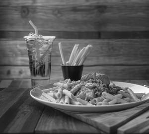 Pasta + fries + beverage