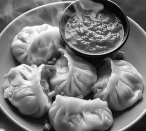 Veg Momos Steamed