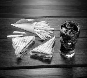 Veg Sandwich + Fries + Beverage