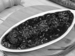Veg Manchurian Gravy (6pcs)