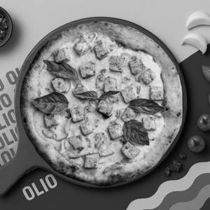Paneer Red-Hot Pizza