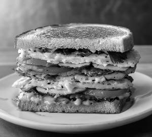 Club egg sandwich