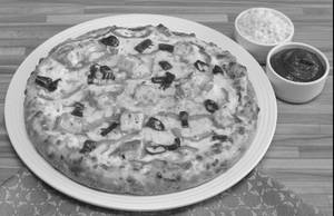 Paneer & Mushroom Pizza