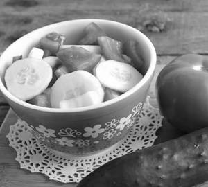 Onion Tomato Cucumber Salad