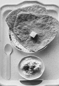 2 Plain Paratha + Dahi(200gm)