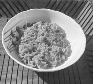 Masala maggi with green chilli hint