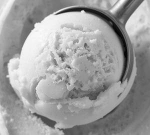 Creamy almond