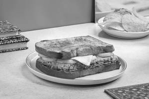 Thecha Aloo & Cheese Sandwich