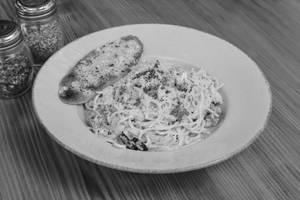 Aglio -e-  Olio Pasta + Choice Of Drinks