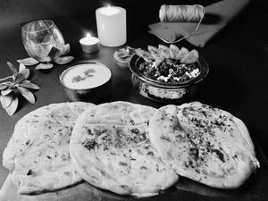 Pindi Chole Kulcha (3pc - Baked)
