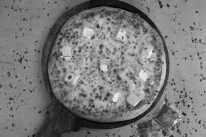 Pizza Paneer[Large] + 250ml Cool Drink Free[online]