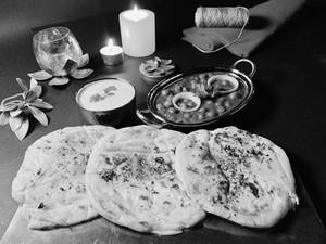 Chole Kulcha (3 Pc - Baked)