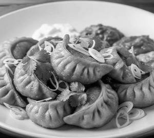 Chicken Momos 5 pcs  ( Fried )