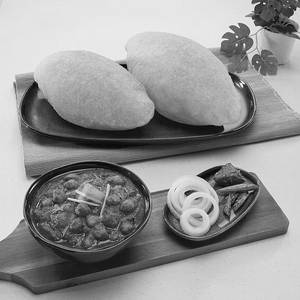 Chola Bhatura [2 Bhatura]