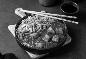 Veg Schezwan Noodles Bowl