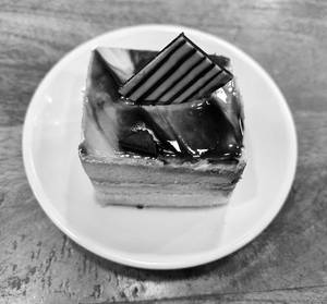 Black Currant Pastry