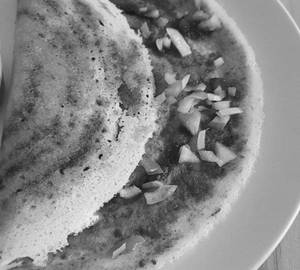 Onion garlic dosa