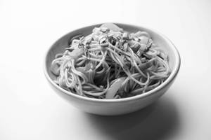 Veg Chilli Gralic Noodles