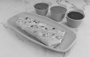 Cheesy Chicken Tikka Egg Roll