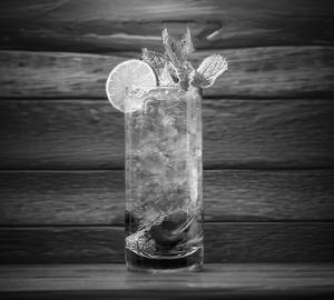 Blue curaco mojito
