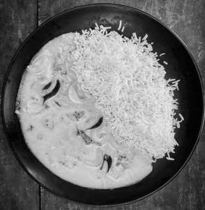 Kadhi pakora rice