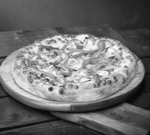 Tandoori Paneer Pizza