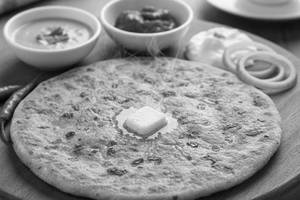 Paneer paratha