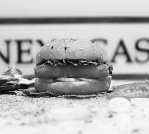 Pesto Paneer Gourmet Burger
