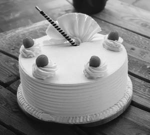 Pineapple Eggless Cake[500Gms]