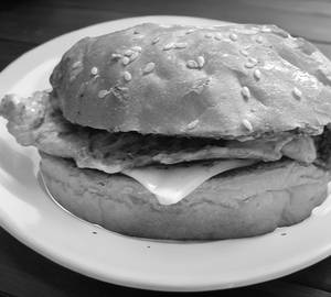 Plain Cheese Omelette Burger