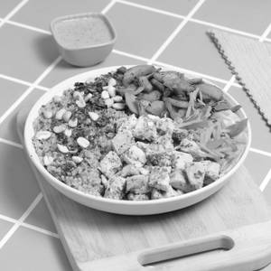 Power Quinoa Grilled Chicken Meal