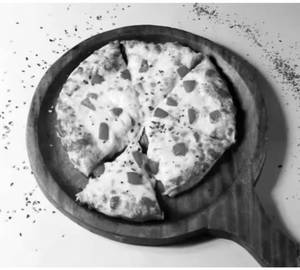 Tomato Pizza