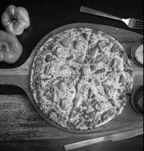 Tandoori Paneer Medium Pizza