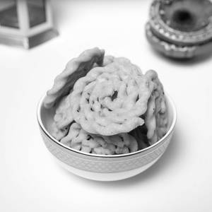 Kaaram Kai Suthu Murukku
