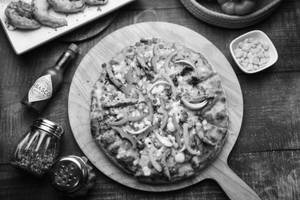 Peri Peri Chicken Pizza