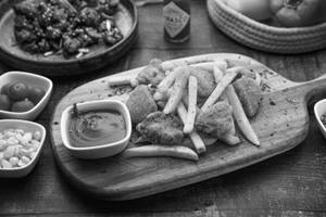 Chicken Nuggets & Fries
